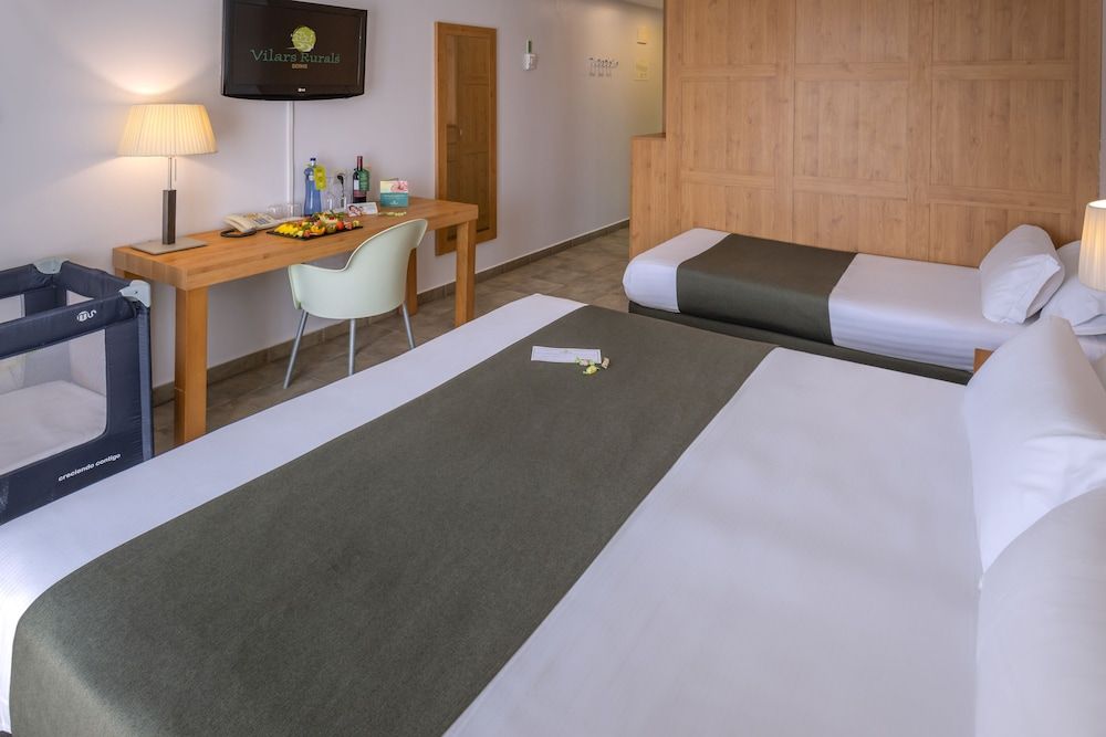 Comfort Triple Room (2 Adultos y 1 Niño)