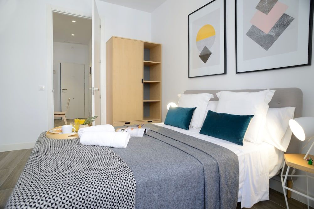 undefined NQN Aparts & Suites Madrid 2