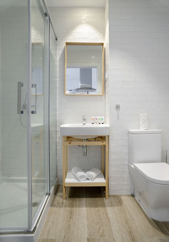 undefined NQN Aparts & Suites Madrid 10