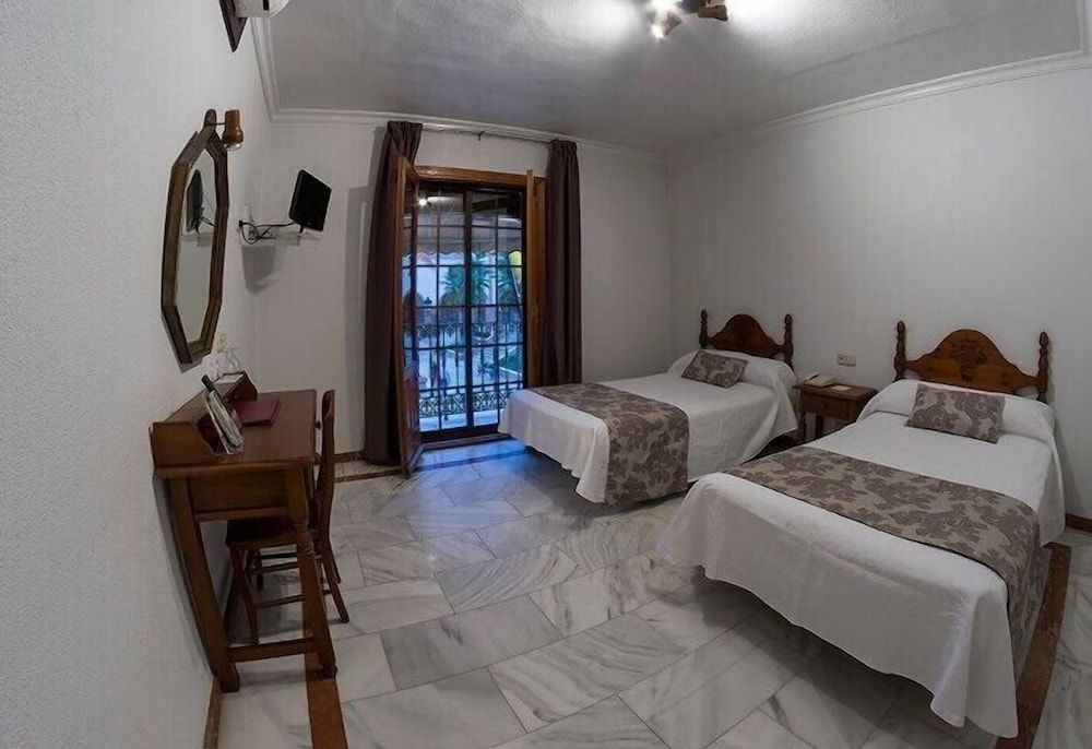 Hotel La Pinta Double Room, 1 Queen Bed 2