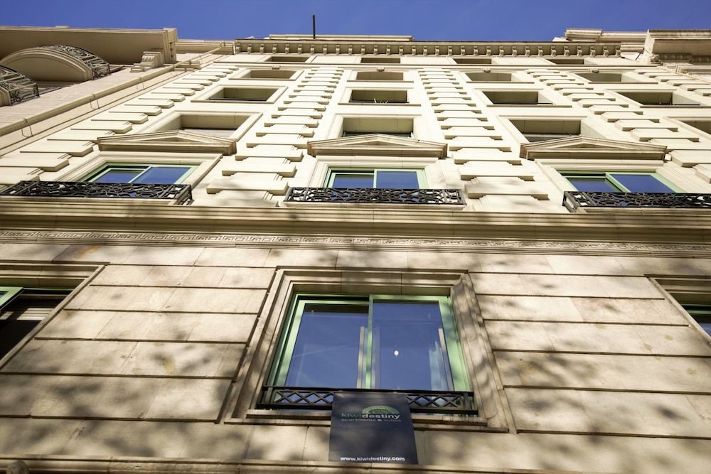 undefined Dreamkeys Apartments & Suites 6