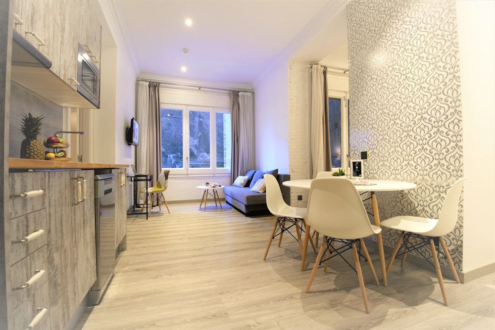 Dreamkeys Apartments & Suites Superior Apartment, 1 Bedroom 5