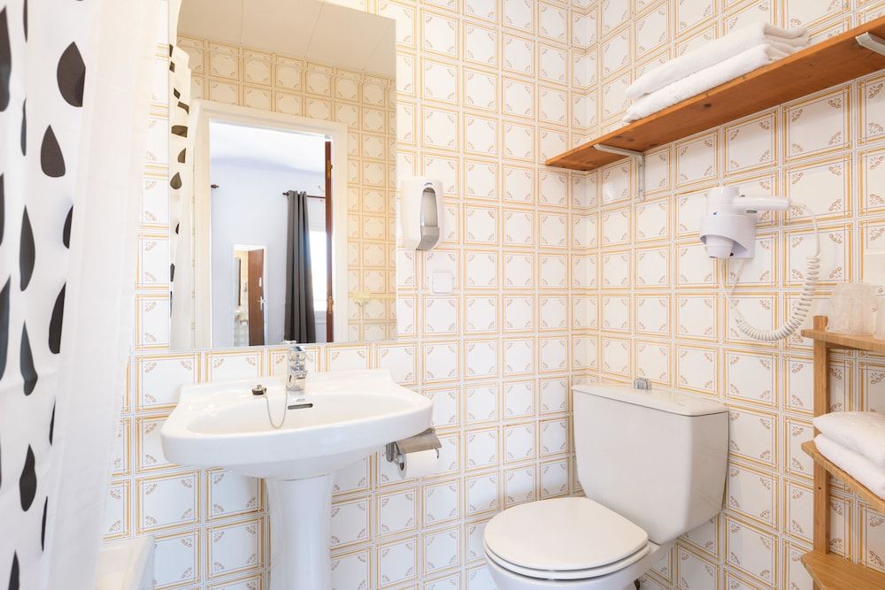 Hostal Jume - Urban Rooms Single Room, 1 Twin Bed