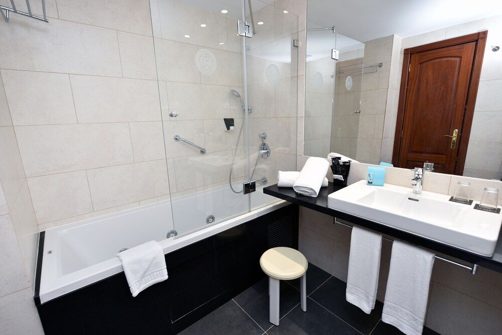 Hotel ValleMar Superior Double Room 4