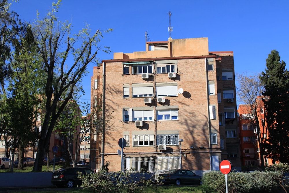 undefined Madrid Rent 6