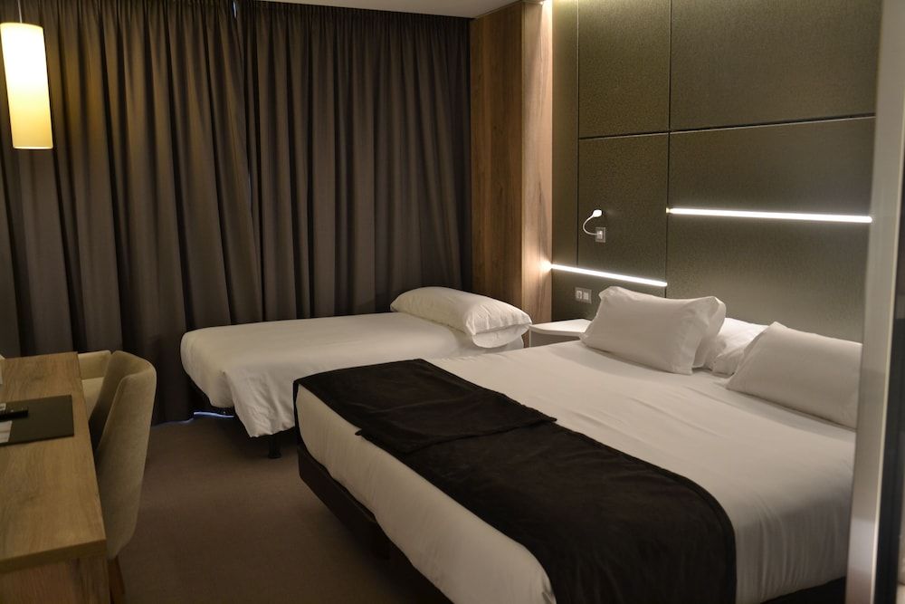 Hotel Spa Ciudad de Binefar Premium Room (3 People)