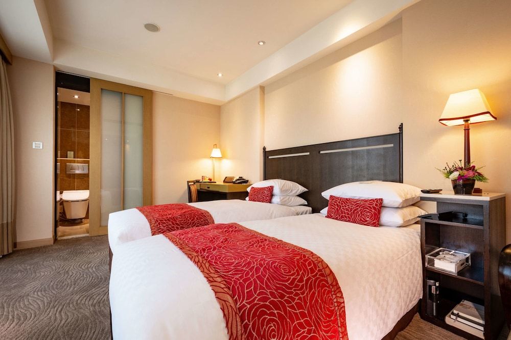 Landmark Inn Standard Twin Room 5