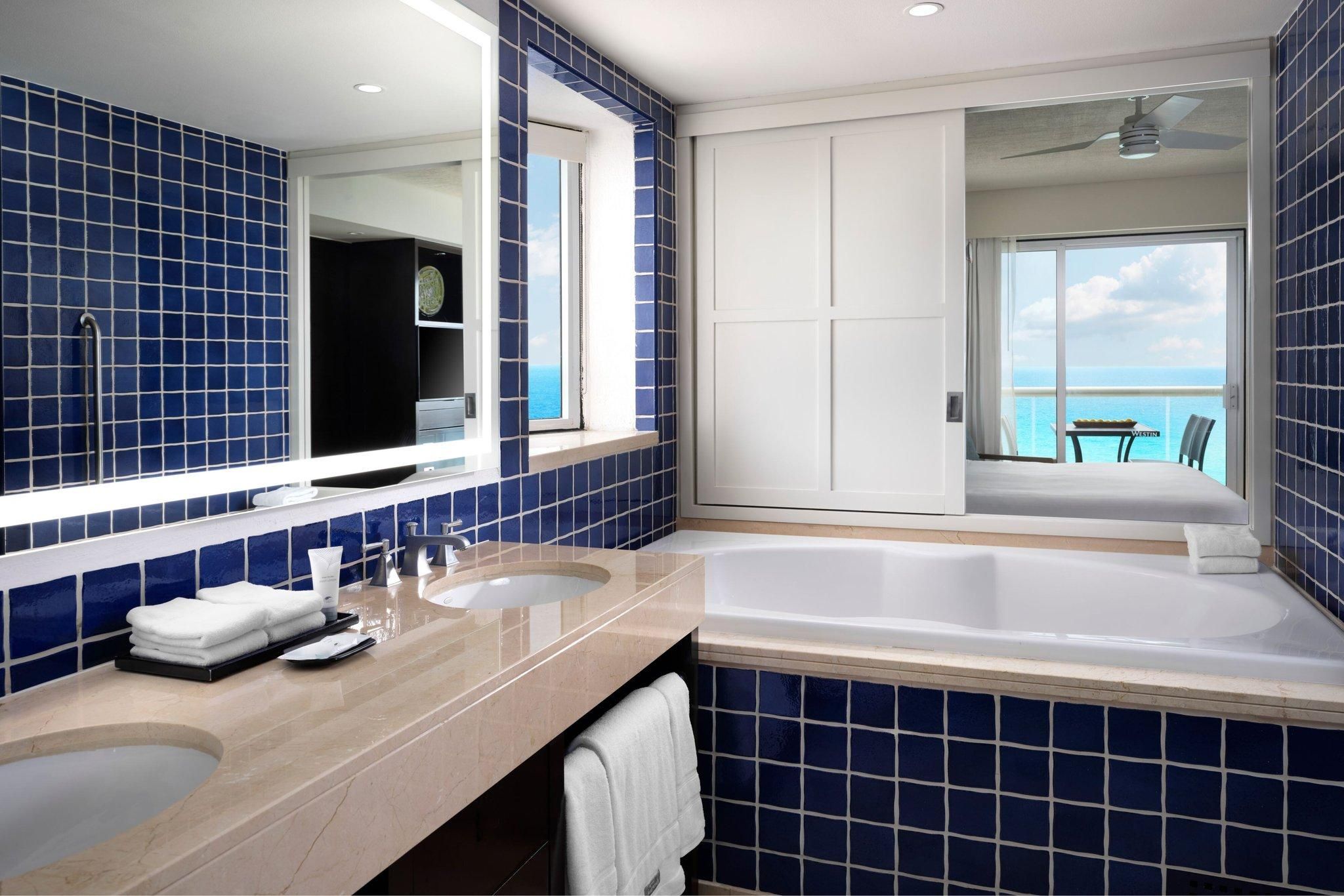 1 Bedroom Villa, 1 King, Sofa bed, Ocean view, Balcony, Whirlpool