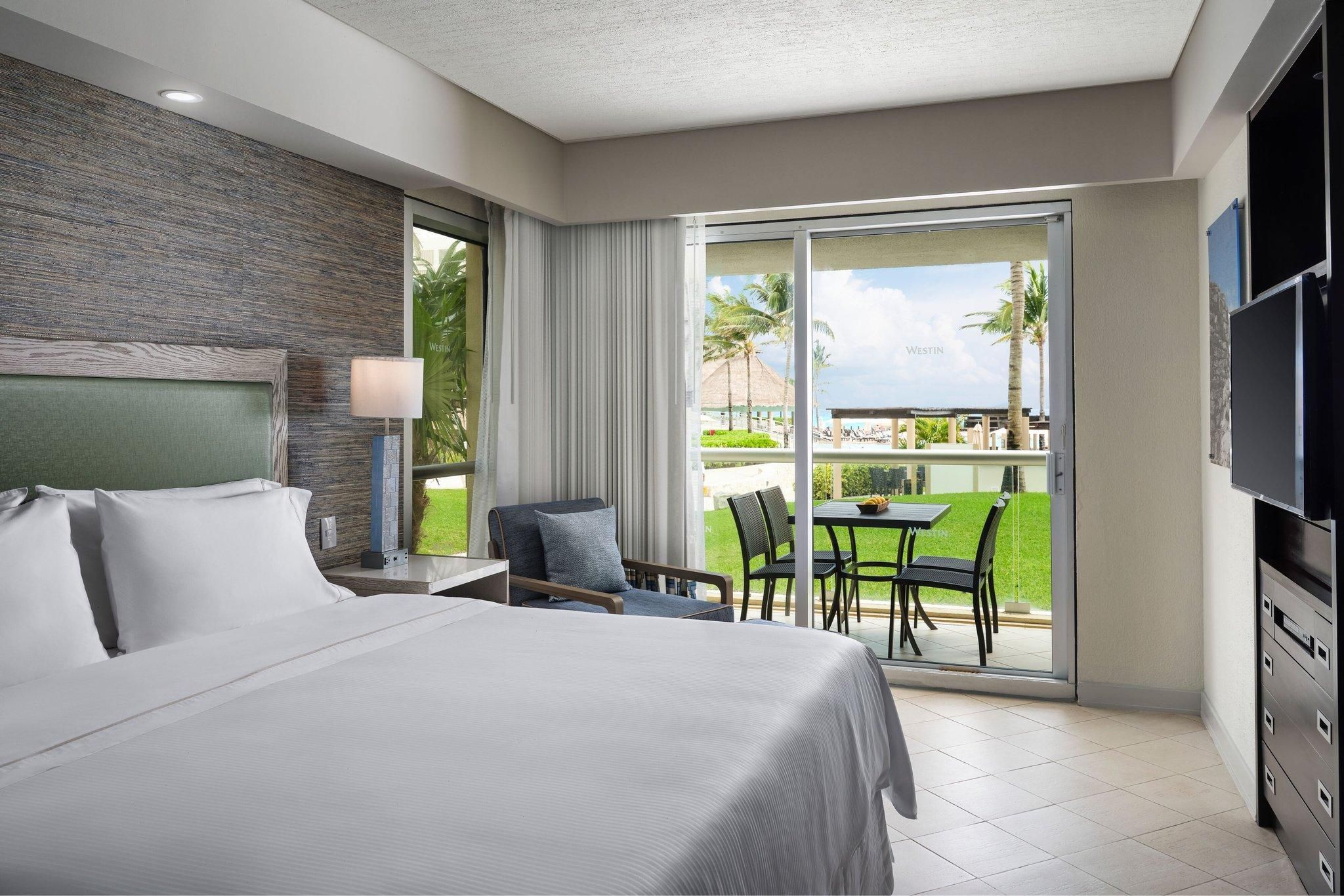 1 Bedroom Villa, 1 King, Sofa bed, Ocean view, Balcony, Whirlpool