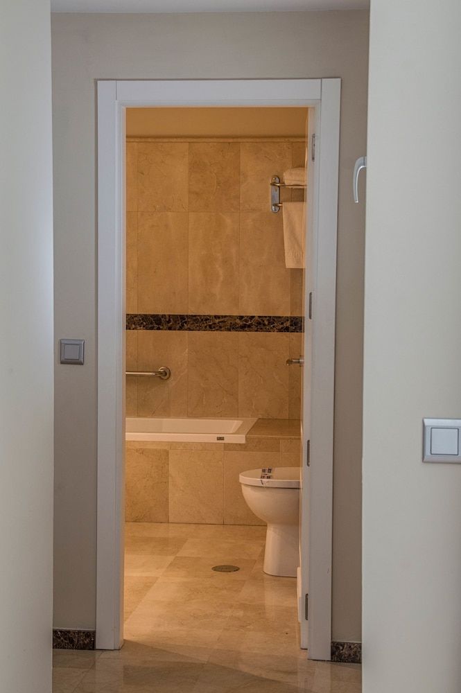 Hotel Sevilla Double or Twin Room 11