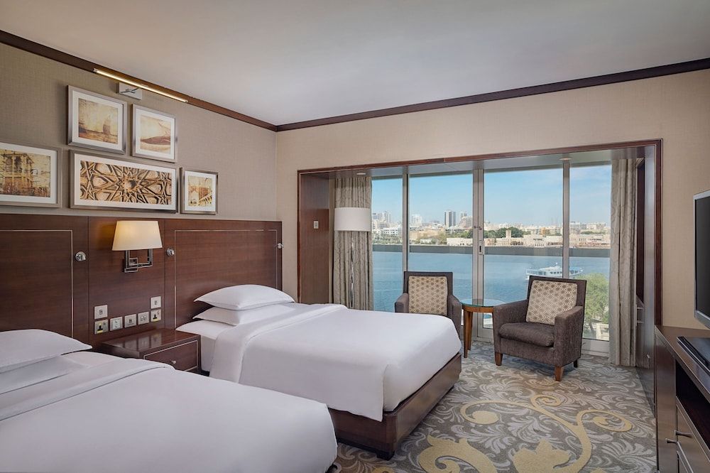 Deluxe Room, 2 Twin Beds, Non Smoking, City View