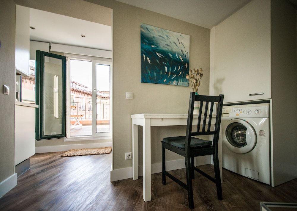 Apartamentos Cruz Light & Bright Penthouse near Puerta del Sol 28