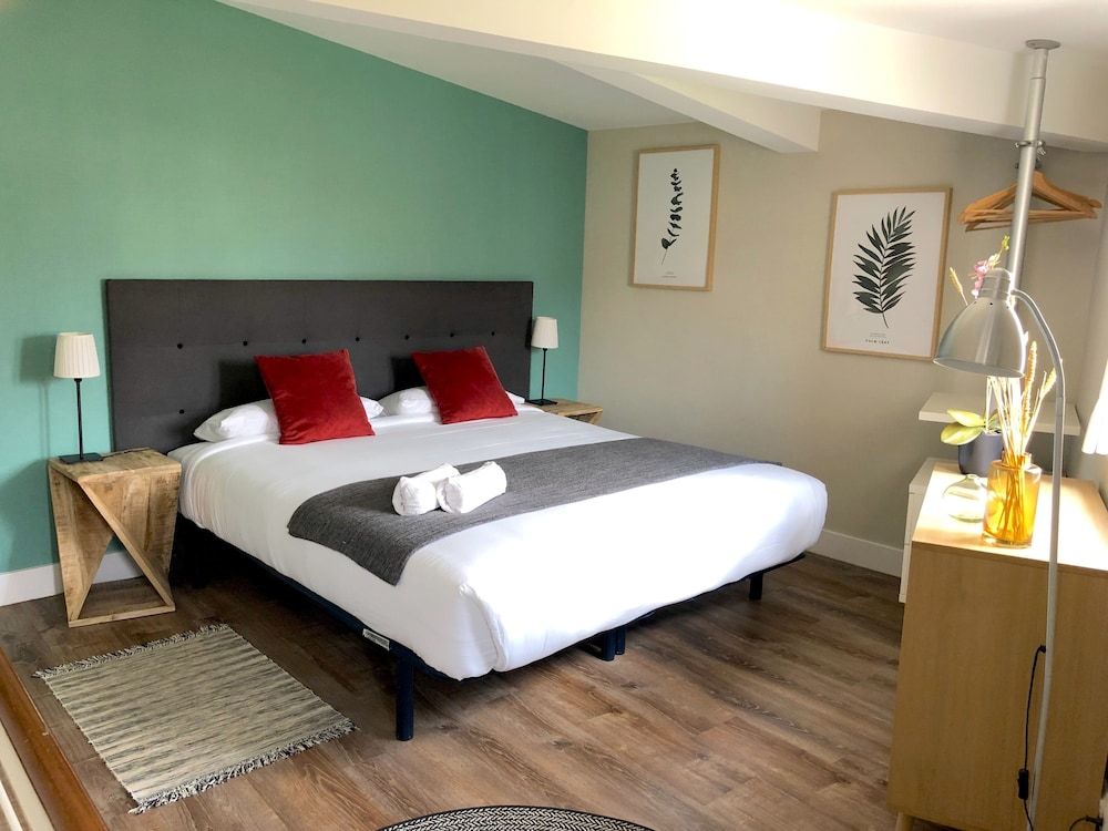 Apartamentos Cruz Light & Bright Penthouse near Puerta del Sol 4