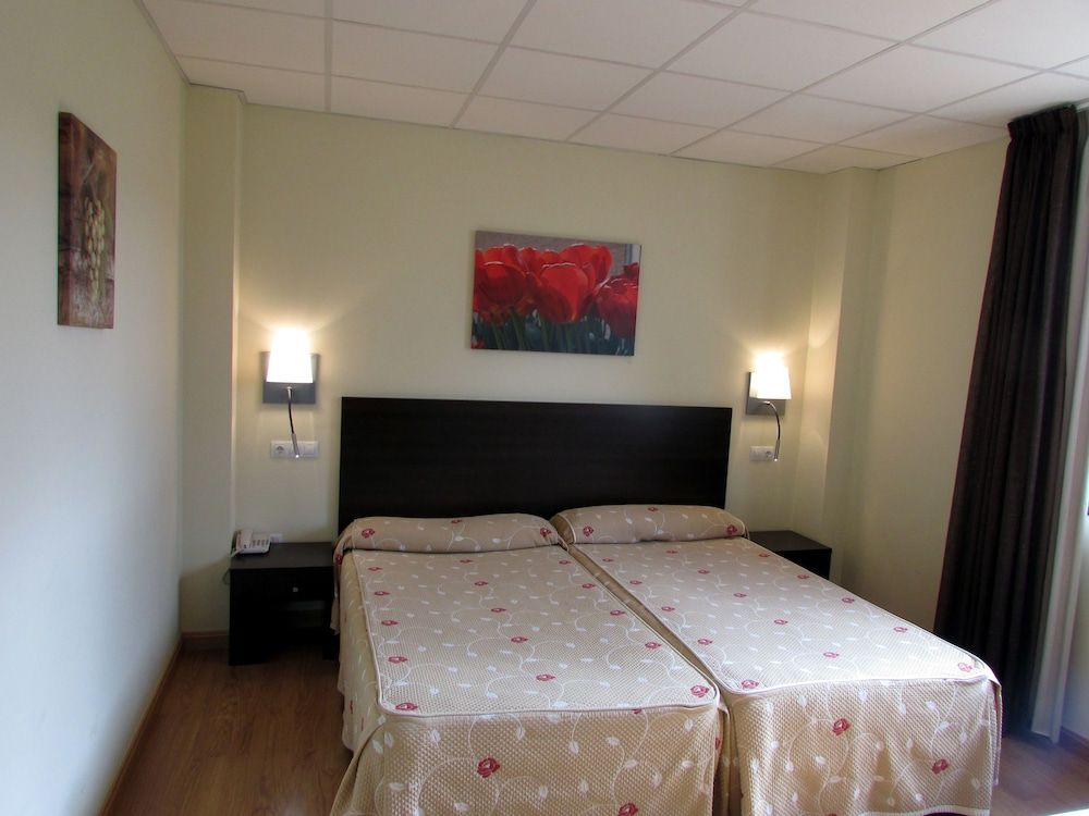 Hotel Tudanca Aranda II Double or Twin Room 2