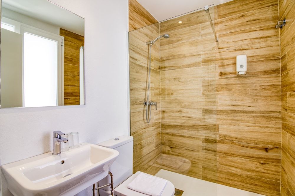 Hostal La Isla Double Room 24