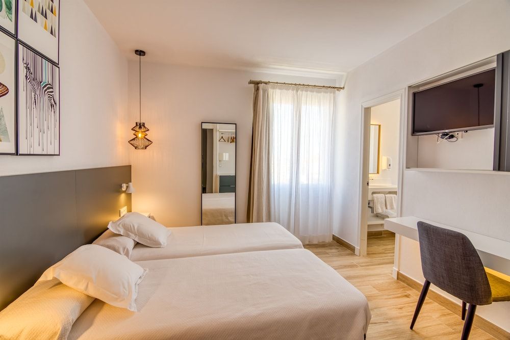 Hostal La Isla Double Room 14