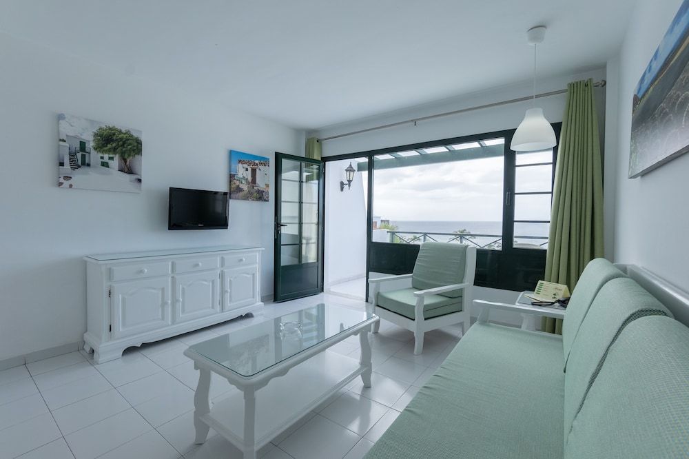 Apartamentos La Moraña Apartment, 1 Bedroom (Sea and/or Pool View) 11