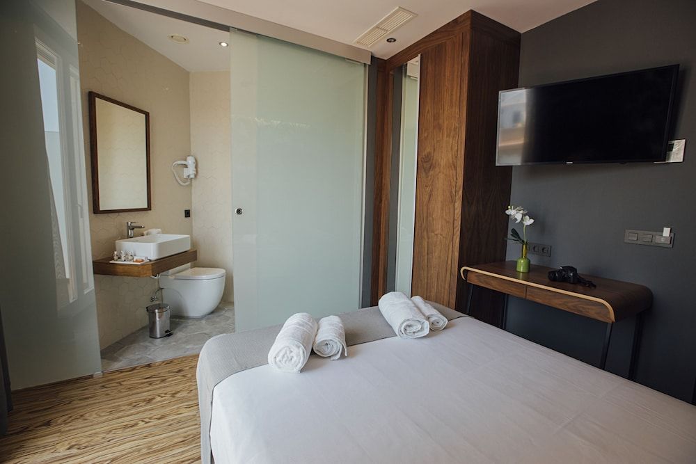 Málaga Premium Hotel Single Room, Balcony 3