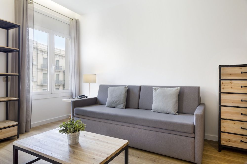 Amister Apartments Family Apartment 17