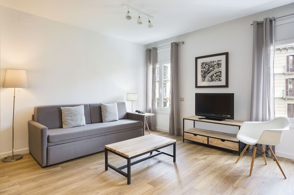 Amister Apartments Family Apartment 19