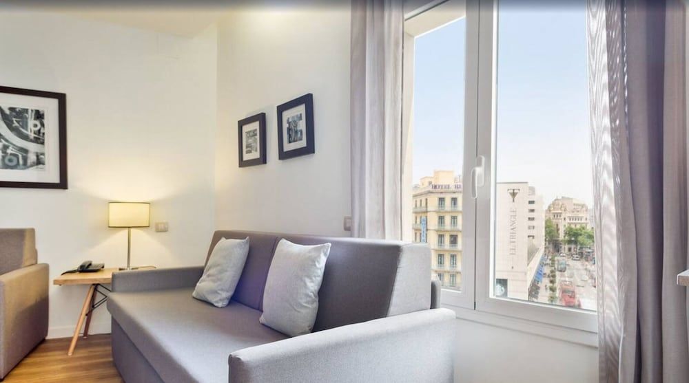 Amister Apartments Family Apartment 22