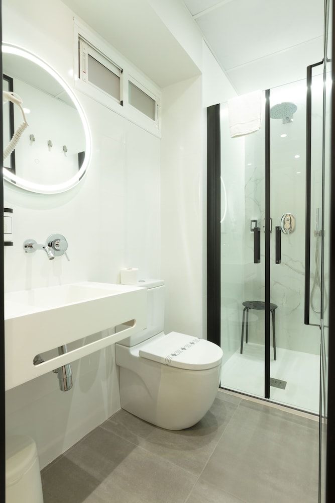 Hotel La Milagrosa Superior Double Room, Balcony, City View 18