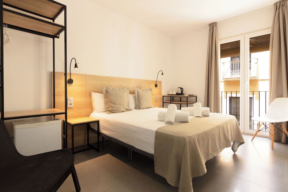 Hotel La Milagrosa Superior Double Room, Balcony, City View 3