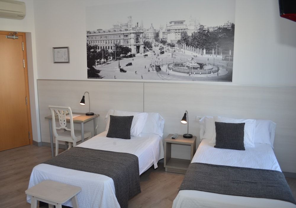 Hostal San Lorenzo Double Room 7