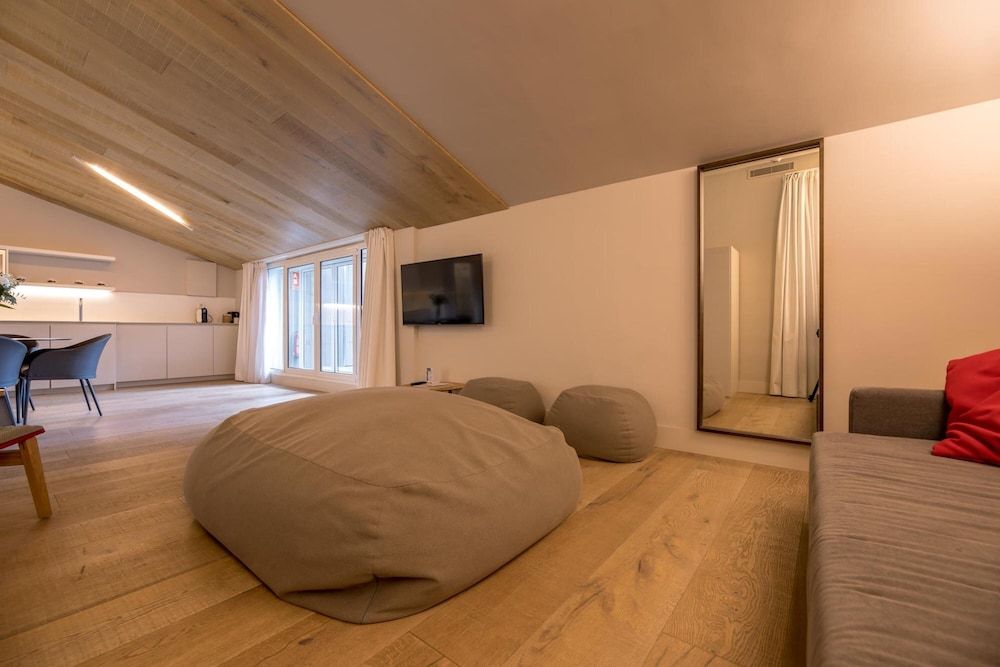 Deluxe Penthouse, Terrace, City View