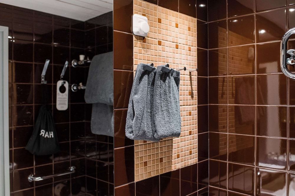 Quality Hotel Sveitsi Standard Twin Room, Inside View, Non Smoking 4