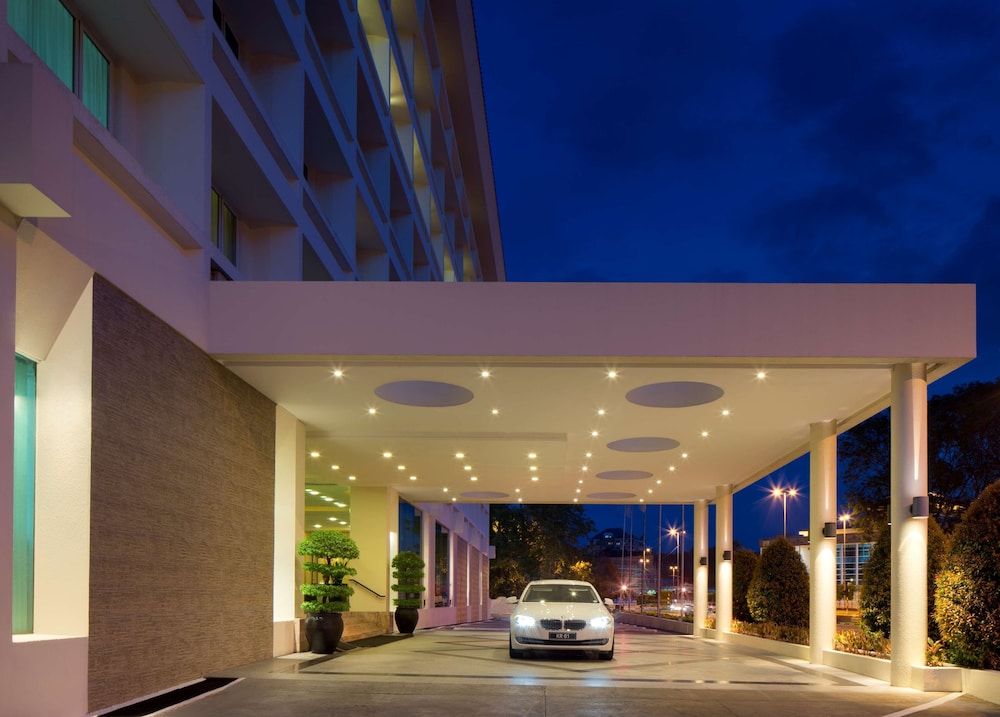 undefined Radisson Hotel Brunei Darussalam 8