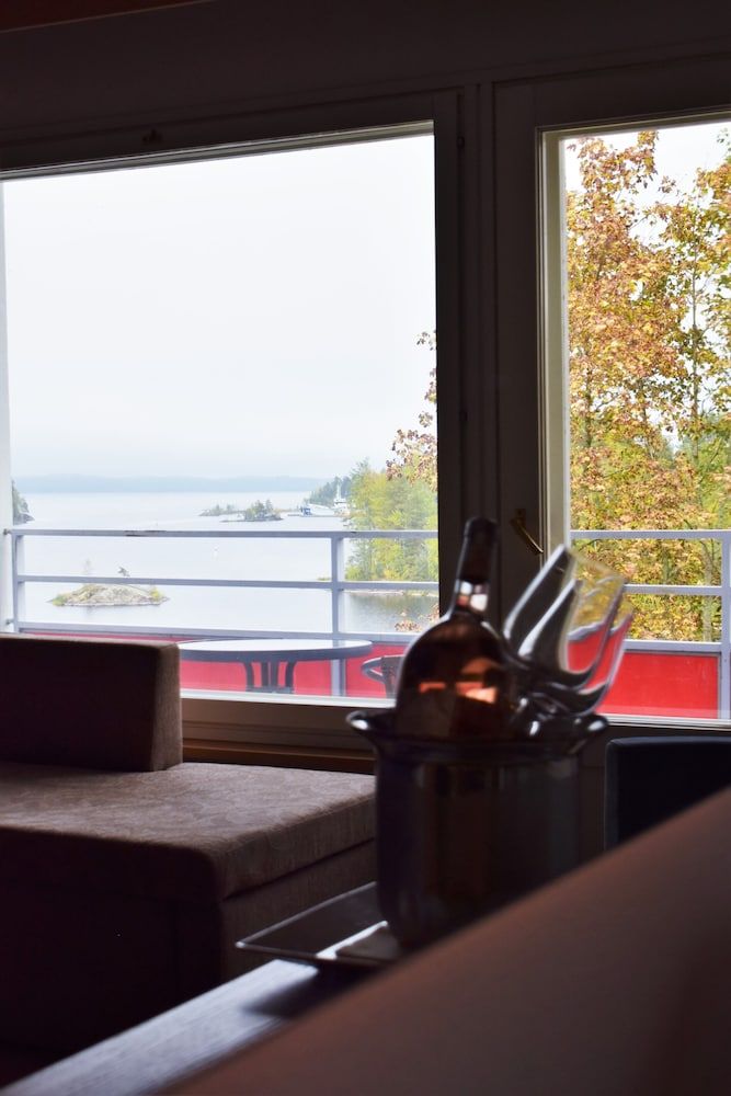 Spahotel Casino Superior Twin Room, Balcony, Lake View 4