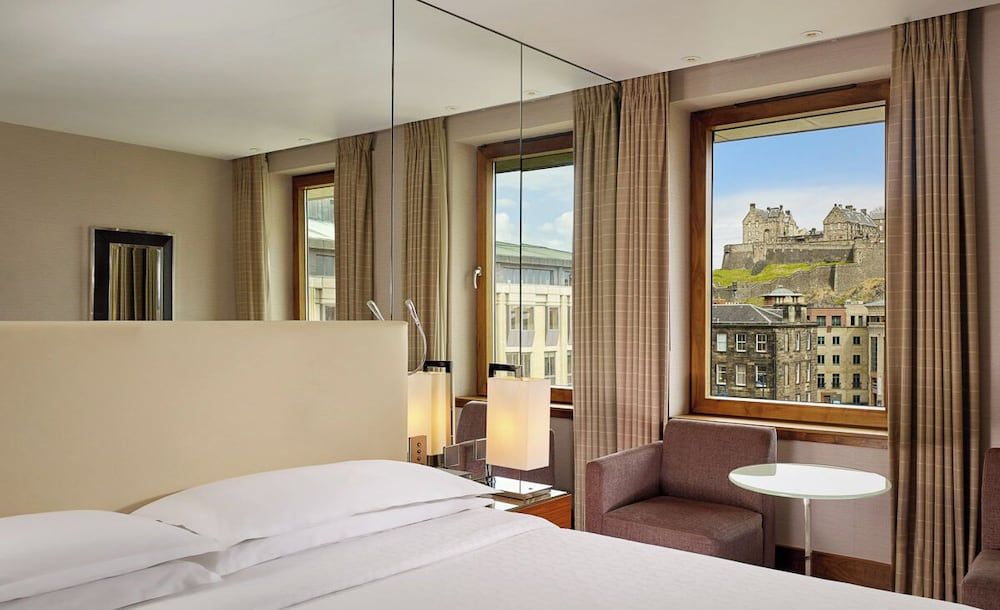 undefined Sheraton Grand Hotel & Spa, Edinburgh 10