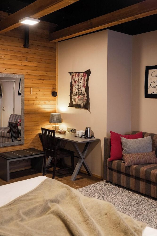 Santa's Hotel Aurora & Igloos Suite with Sauna 4