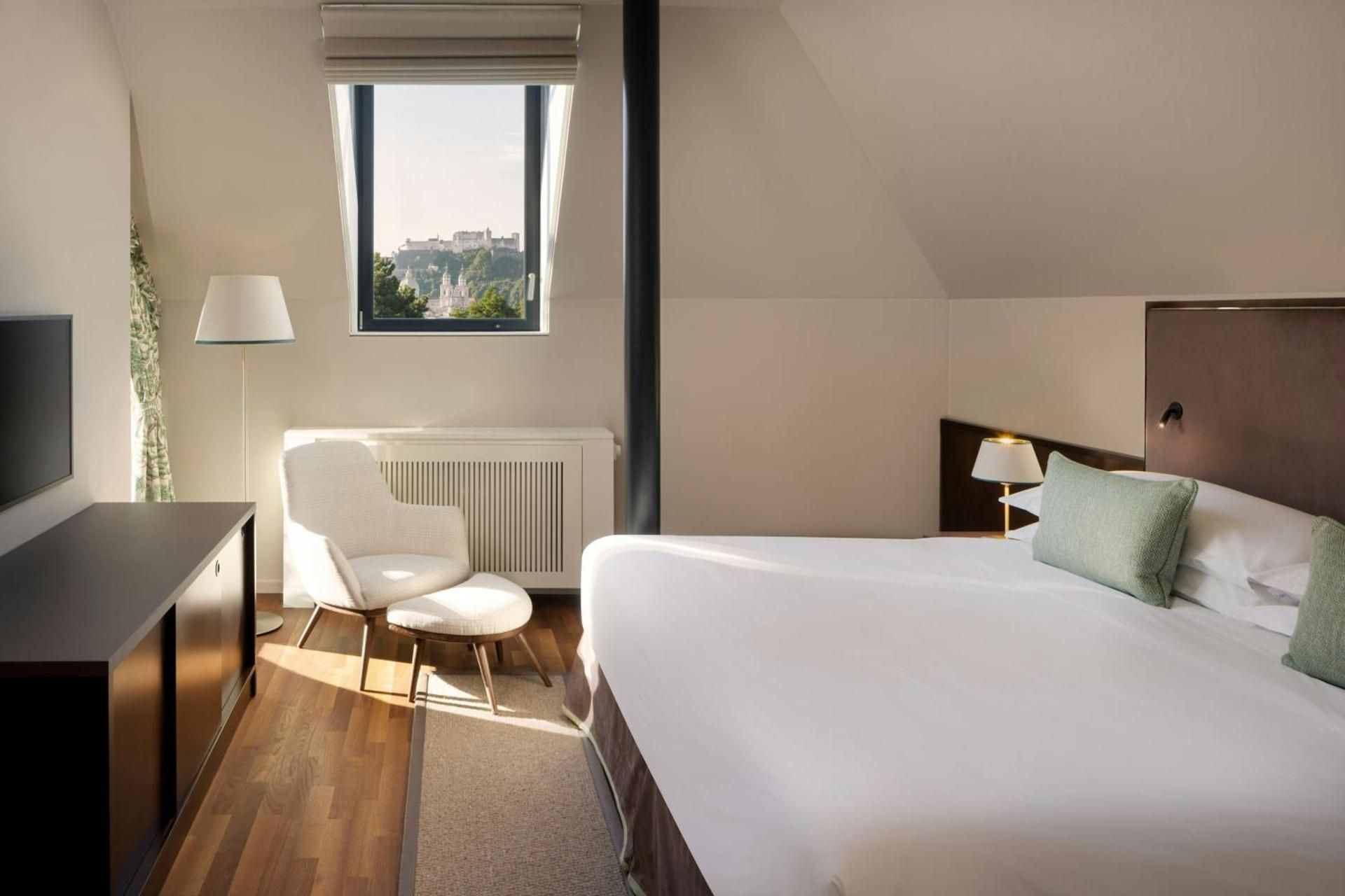 Presidential Suite with ETAGE7 Access