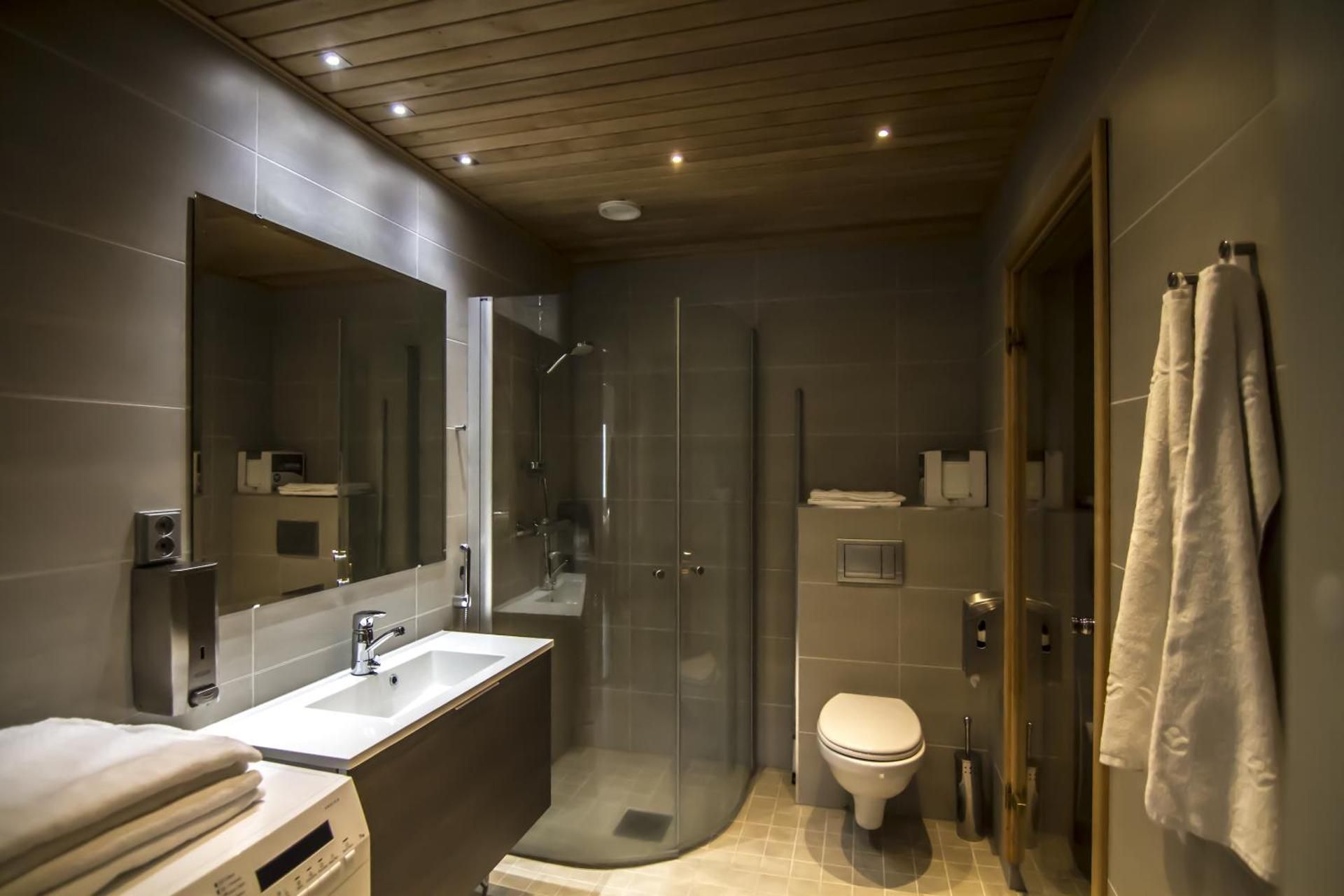 Aateli Lakeside Chalets - former Vuokatti Suites 49 m2 apartment with sauna and balcony 2