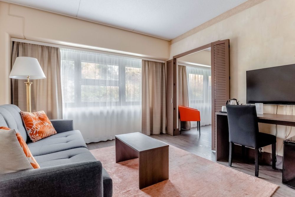 Holiday Club Turun Caribia Family Room, 1 King Bed with Sofa bed 4