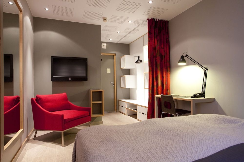 Centro Hotel Turku Queen Room 5