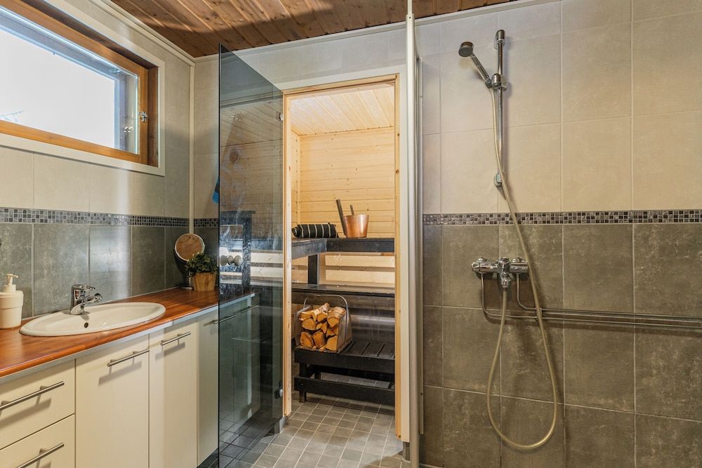 Villa Struka Villa, 4 Bedrooms, Sauna, River View 7