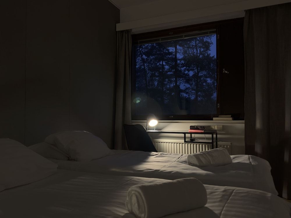 The Rooms Airport - 20Rooms Twin Room, Shared Bathroom 8