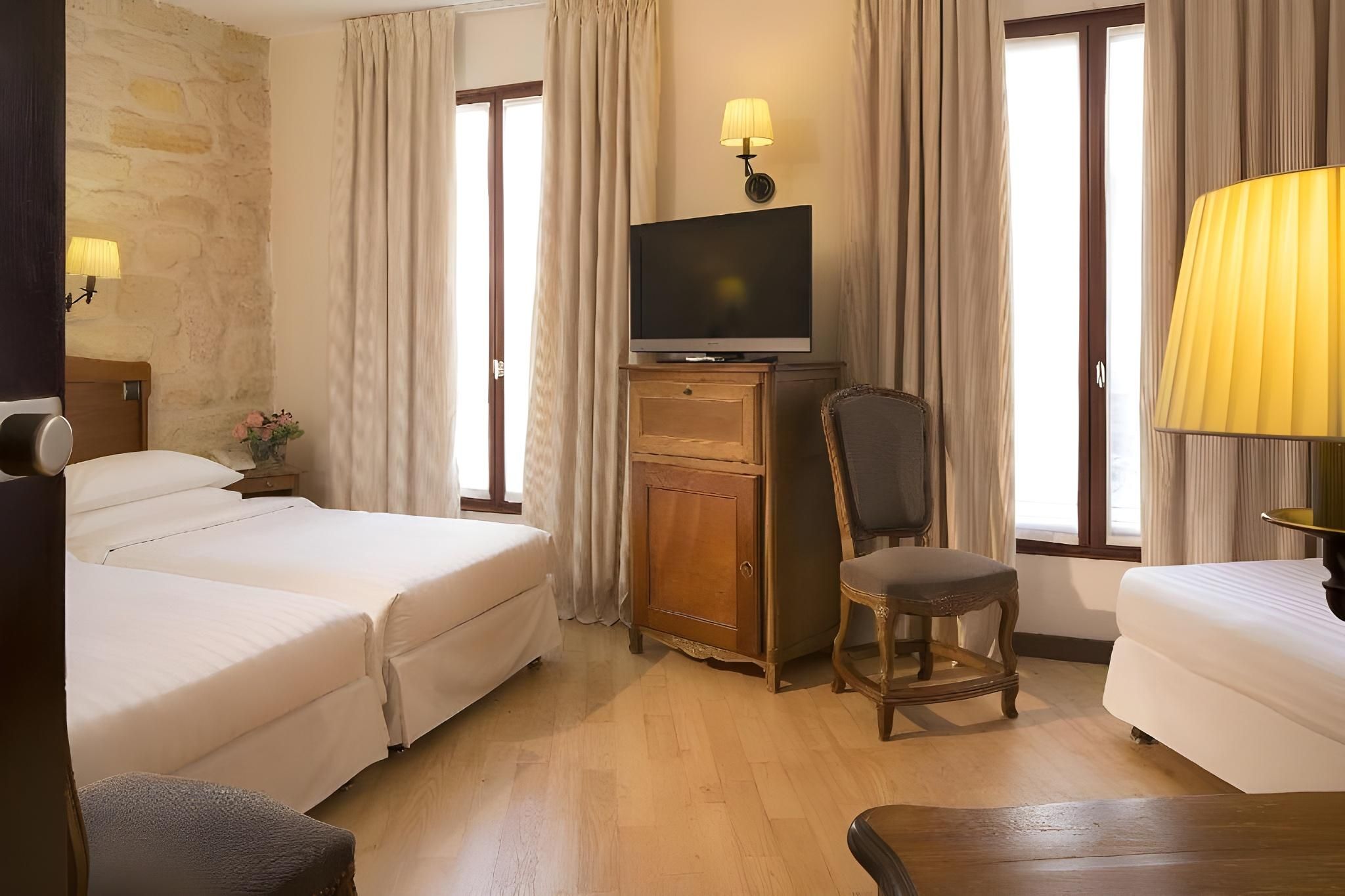 undefined Hotel Europe Saint Severin Paris 7