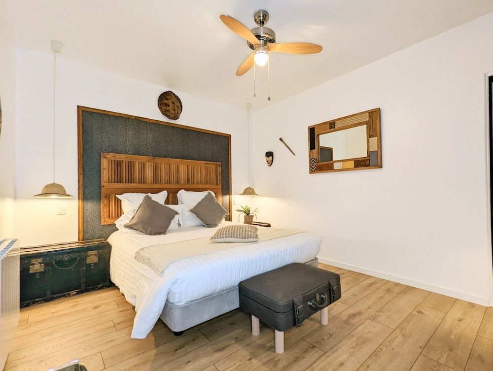 Double Room, Accessible, Ensuite (Chambre Voyage)