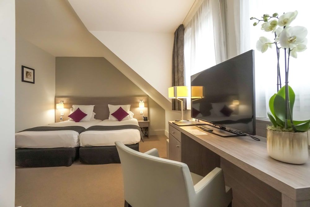 Best Western Plus Hotel Du Parc Chantilly Comfort Room, 2 Twin Beds, Non Smoking 8