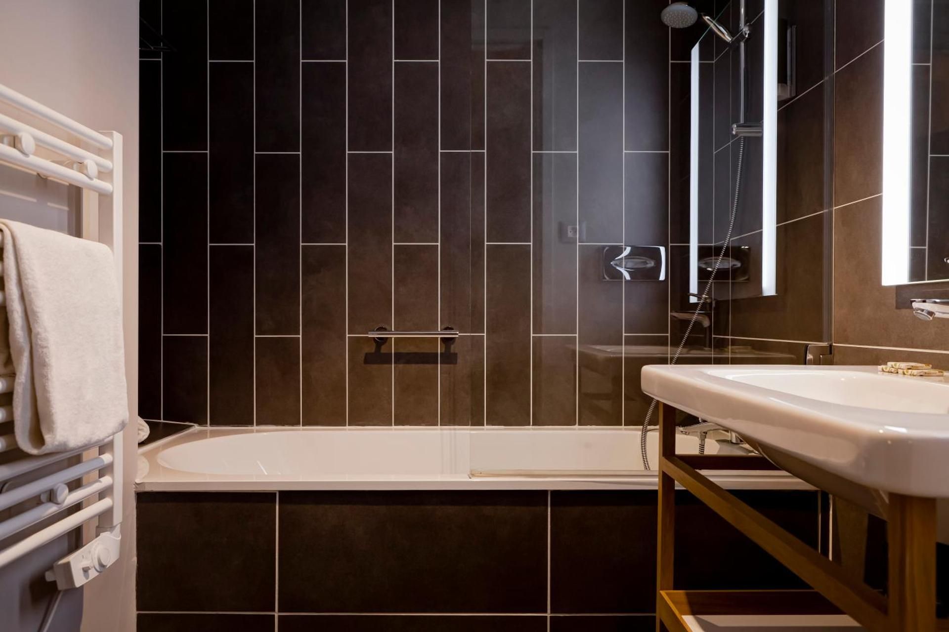 undefined Hôtel des Remparts 8