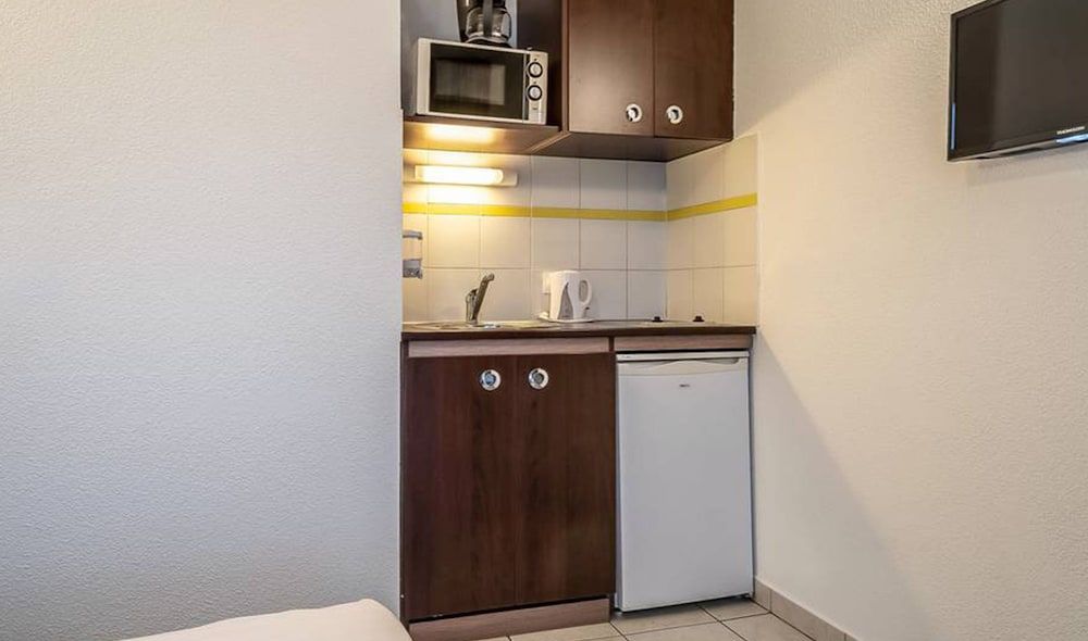 Comfort Aparthotel Les Hauts d'Annecy Studio twin 4