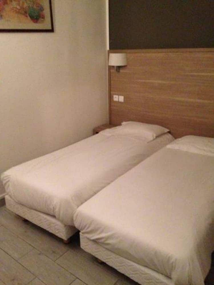 undefined Hotel Montana Paris Lafayette 5