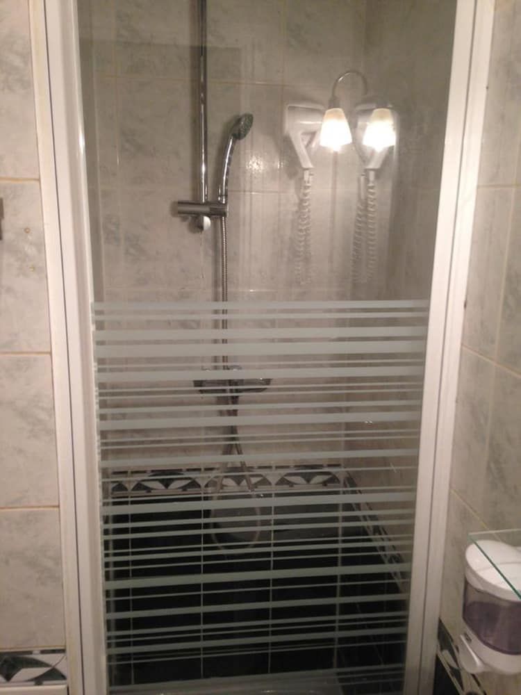 Hotel Montana Paris Lafayette Classic Double Room 5