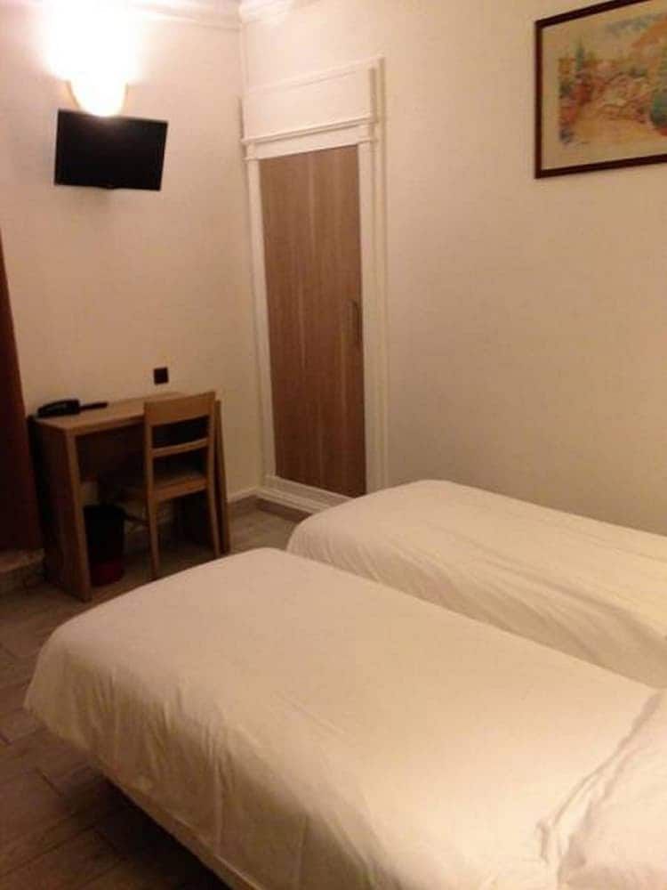 undefined Hotel Montana Paris Lafayette 3