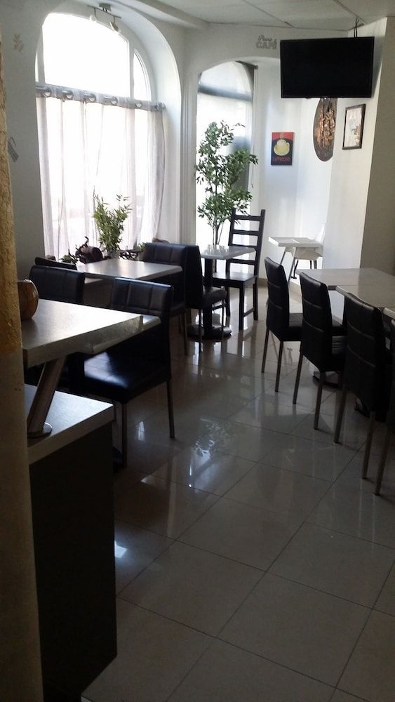 undefined Hotel Montana Paris Lafayette 7