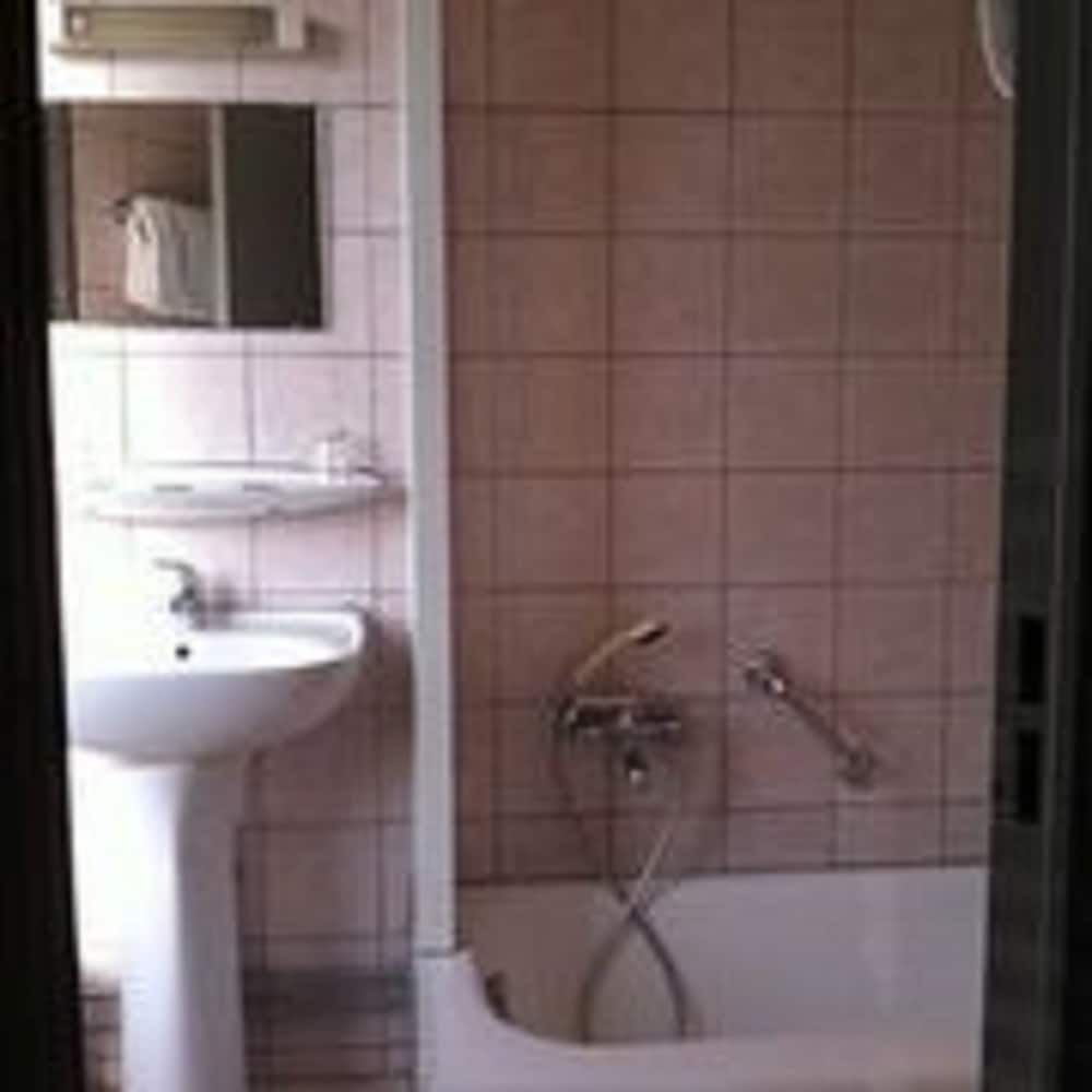 undefined Hôtel de la Comète 10